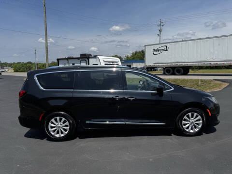 2019 Chrysler Pacifica Touring L