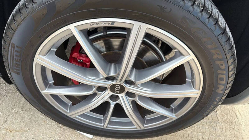 2021 Audi SQ5 3.0T quattro Premium Plus