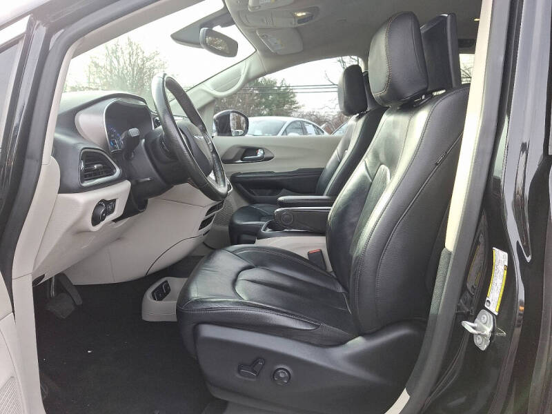 2020 Chrysler Pacifica Touring L Plus