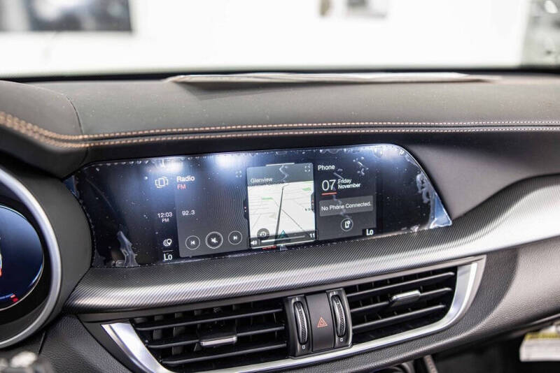 2025 Alfa Romeo Stelvio