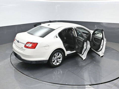 2011 Ford Taurus SEL