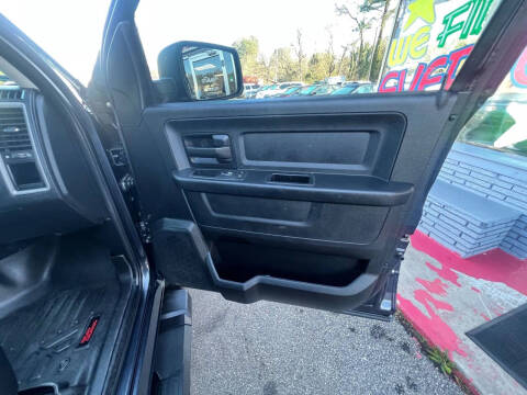 2017 RAM 1500 Express