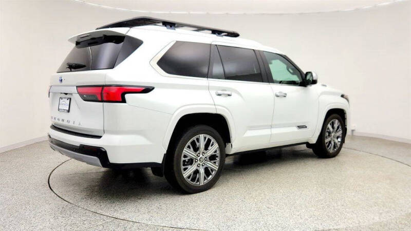 2024 Toyota Sequoia Capstone