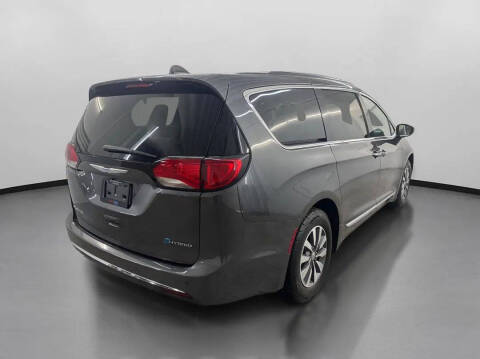 2020 Chrysler Pacifica Hybrid
