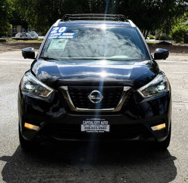 2020 Nissan Kicks SR
