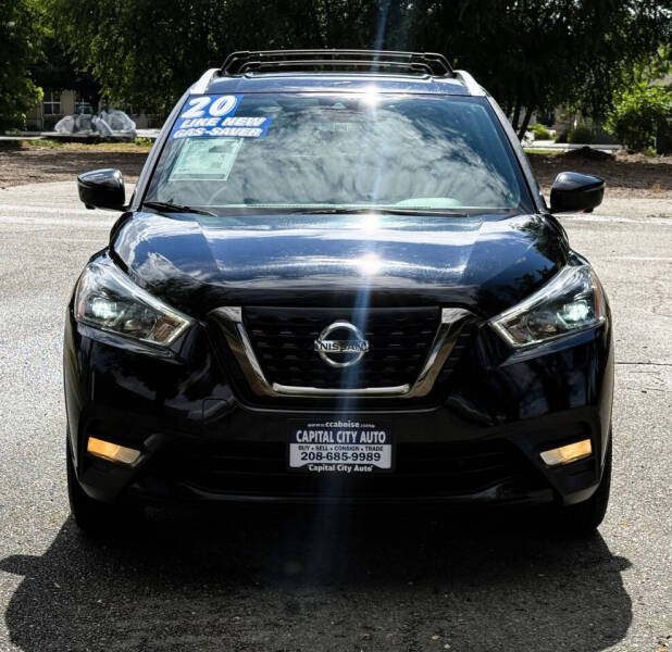 2020 Nissan Kicks SR