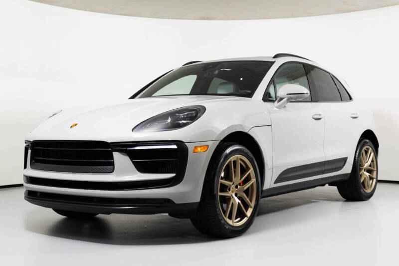 2022 Porsche Macan S