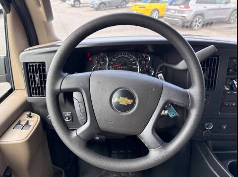 2025 Chevrolet Express 2500