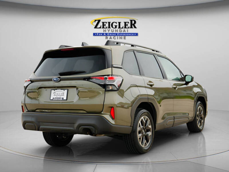 2025 Subaru Forester Premium