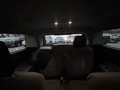 2017 GMC Acadia SLE-2