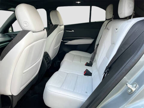 2025 Cadillac XT4 Sport