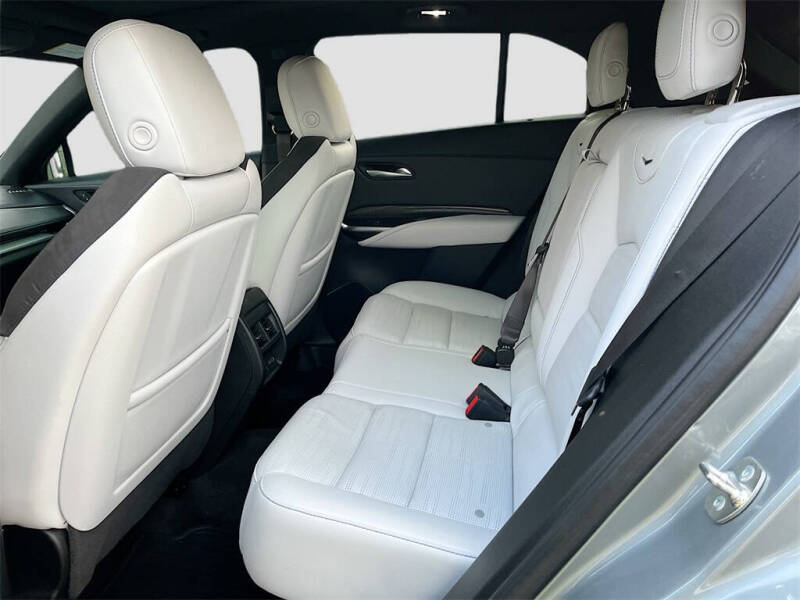 2025 Cadillac XT4 Sport