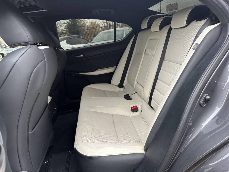 2022 Lexus IS 350 F SPORT