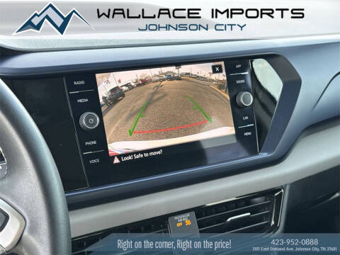 2022 Volkswagen Taos SE 4Motion