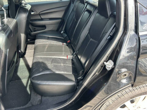 2013 Chrysler 200 Limited