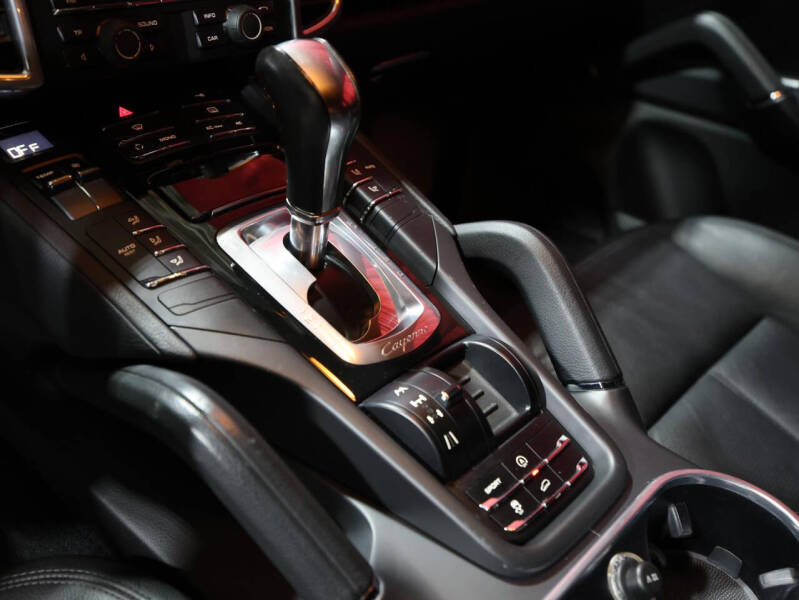 2011 Porsche Cayenne Tiptronic