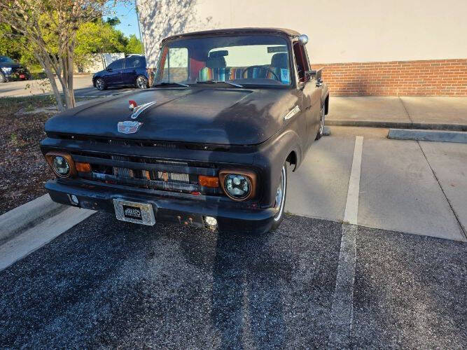 1951 Ford F-100