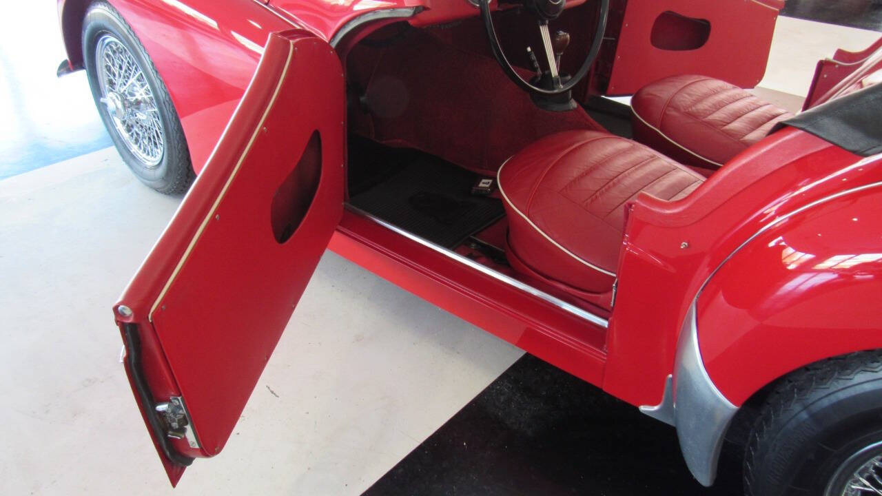 1961 Triumph TR3A 11