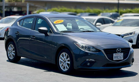 2015 Mazda MAZDA3 i Touring