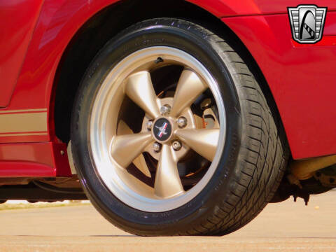 2004 Ford Mustang GT Deluxe