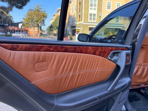 2000 Mercedes-Benz E-Class E 320