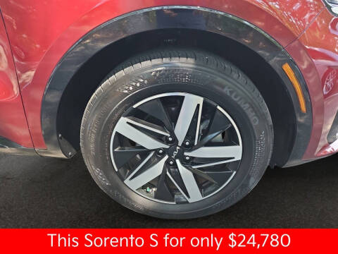 2022 Kia Sorento S
