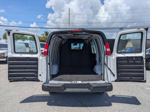 2021 Chevrolet Express 2500