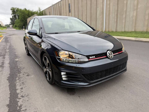 2018 Volkswagen Golf GTI S