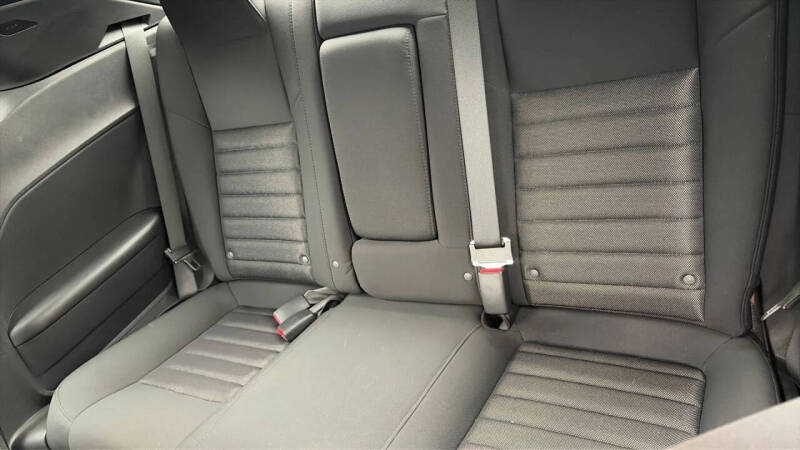 2009 Dodge Challenger SE