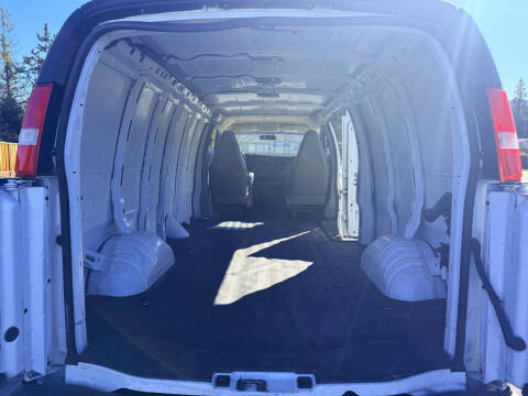 2021 Chevrolet Express 2500