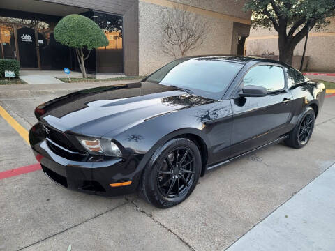 2012 Ford Mustang for sale at DFW Autohaus in Dallas TX