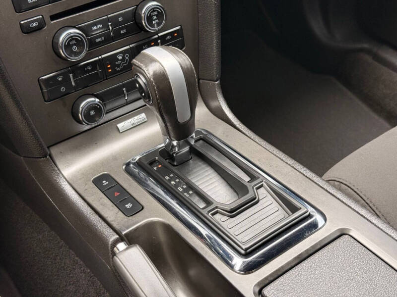 2013 Ford Mustang V6