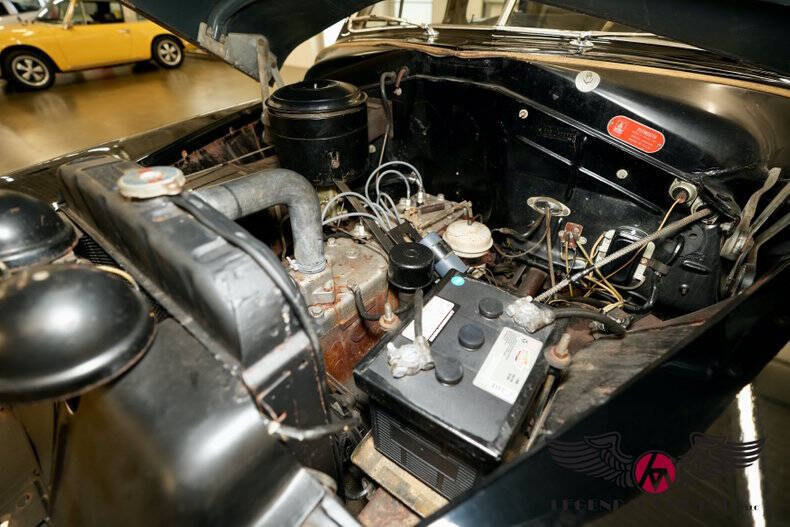 1950 Plymouth Deluxe