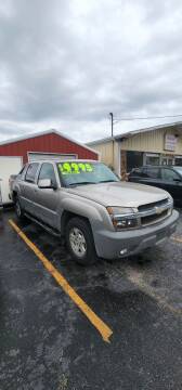 2002 Chevrolet Avalanche for sale at Chicago Auto Exchange in South Chicago Heights IL