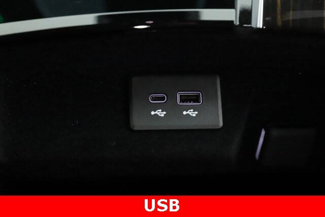 2025 Cadillac Escalade ESV Premium Luxury