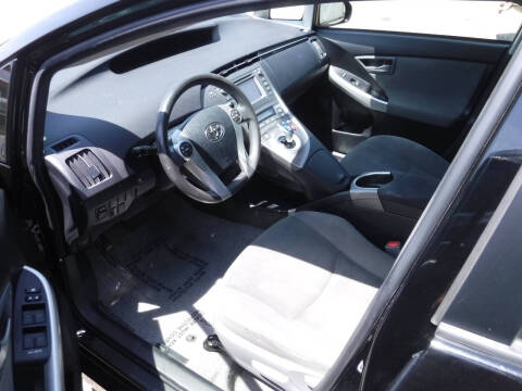 2015 Toyota Prius Two