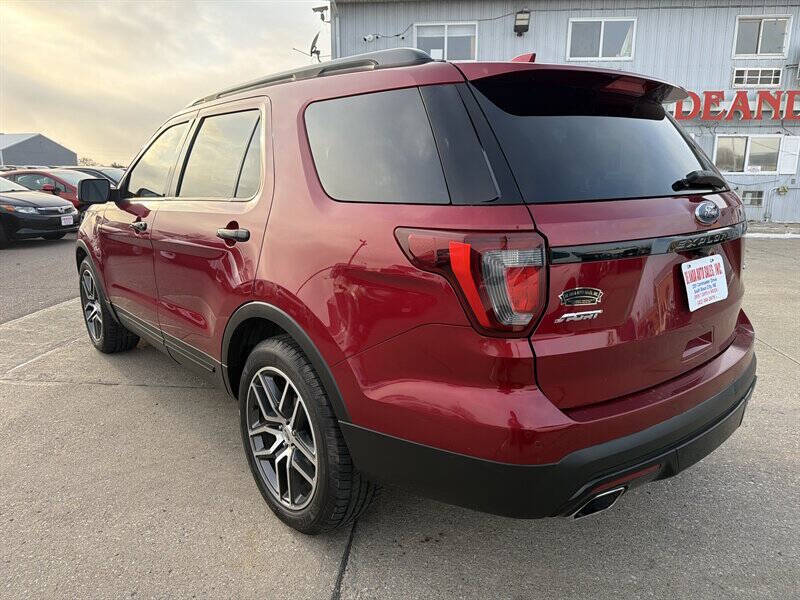 2017 Ford Explorer Sport