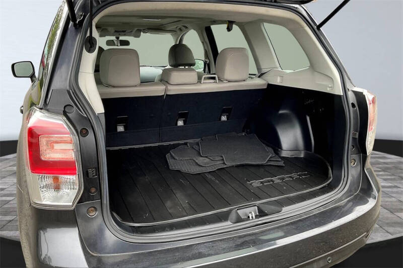 2017 Subaru Forester 2.5i Limited