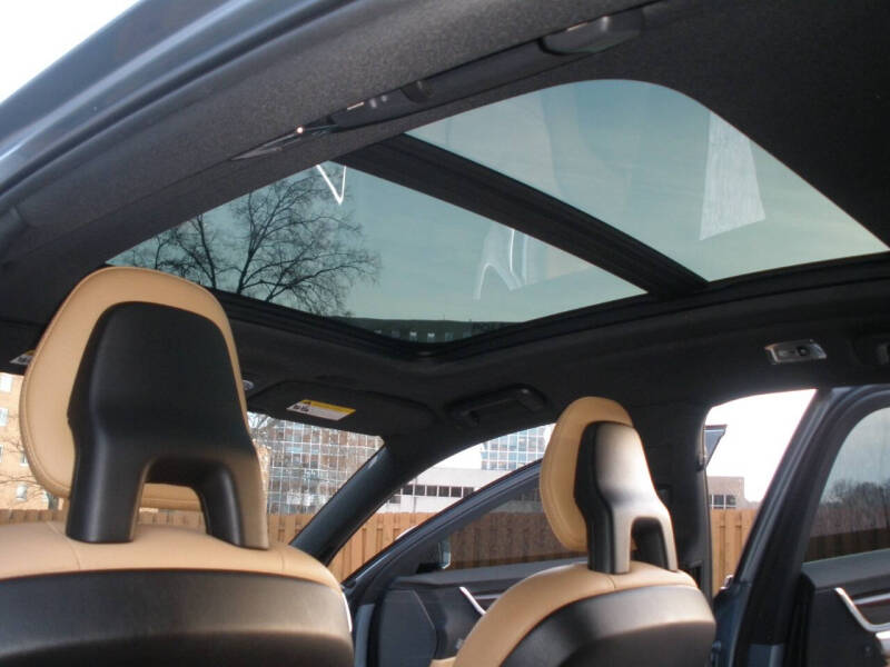 2018 Volvo S90 T5 Momentum