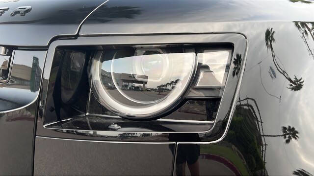 2026 Land Rover Defender 110 P500 X-Dynamic SE