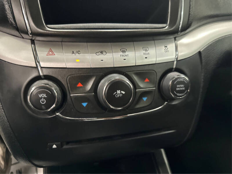 2019 Dodge Journey SE