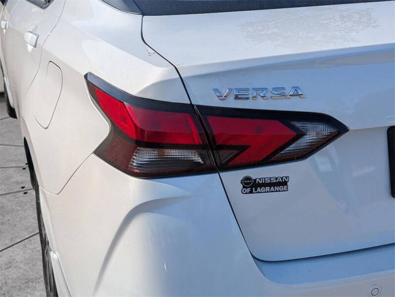2025 Nissan Versa SV