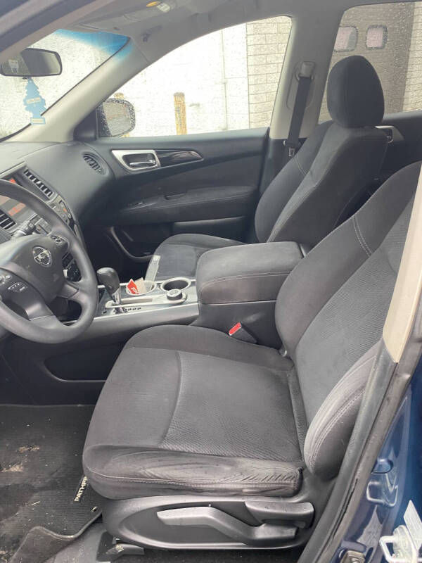 2013 Nissan Pathfinder S