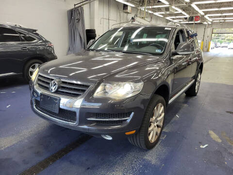2008 Volkswagen Touareg 2 for sale at Unlimited Auto Sales in Upper Marlboro MD