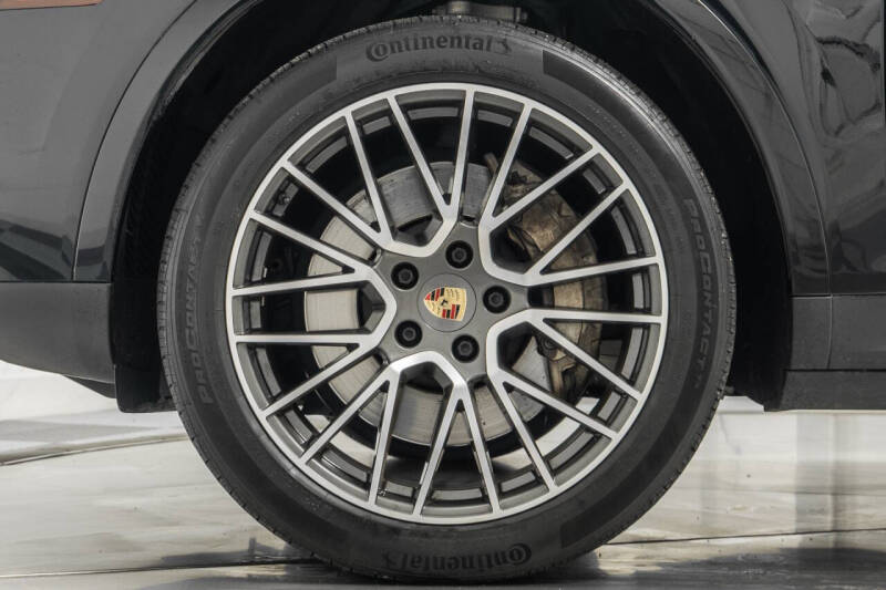 2022 Porsche Cayenne Coupe