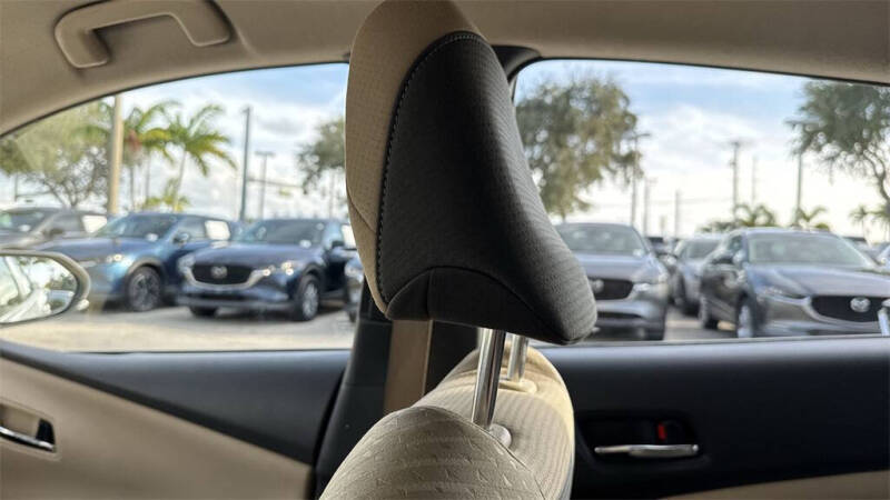 2016 Toyota Prius Two