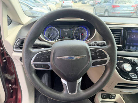 2017 Chrysler Pacifica Touring
