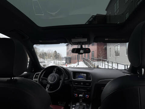 2016 Audi SQ5 3.0T quattro Premium Plus