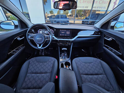 2022 Kia Niro Plug-In Hybrid LXS