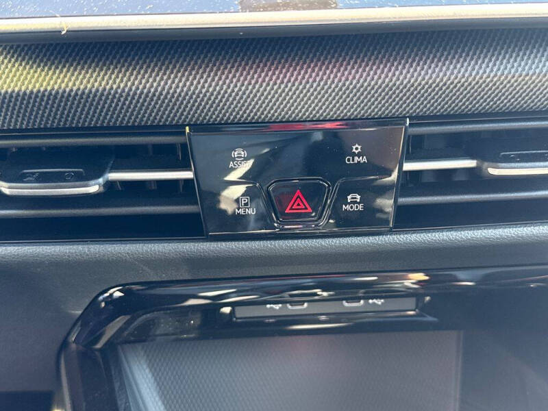 2026 Volkswagen Golf GTI Autobahn